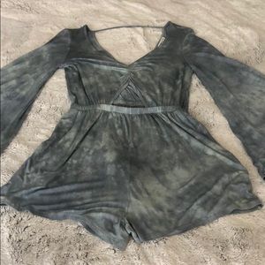 Triangle cutout Deep V Romper